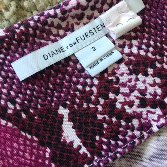 🌹HOST PICK🌹Snakeskin Diane Von Furstenberg Dress - Picture 2 of 6